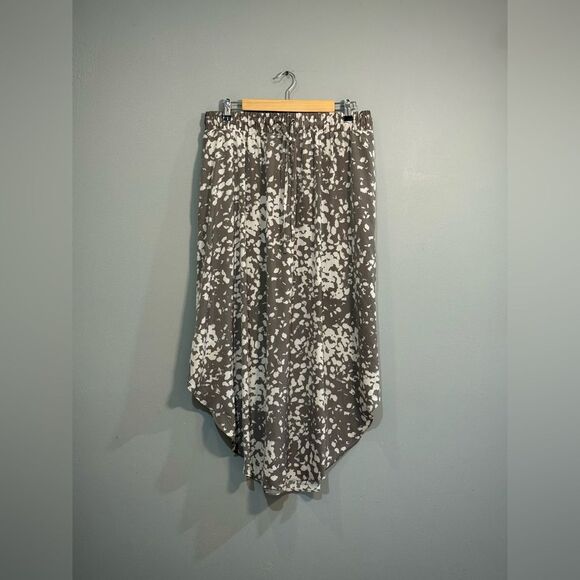 SALE! Gray Simply Vera Spotted Teardrop Maxi Skirt Size L EUC - Picture 4 of 7